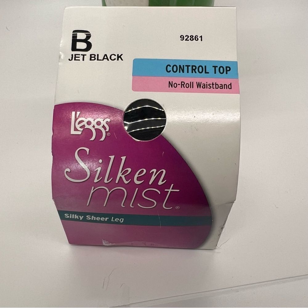 Nylons L'eggs Silken Mist Ultra Sheer Leg Control Top Pantyhose Size B jet Black